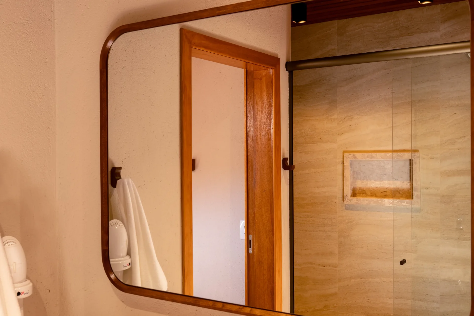 SUITE MASTER (2)